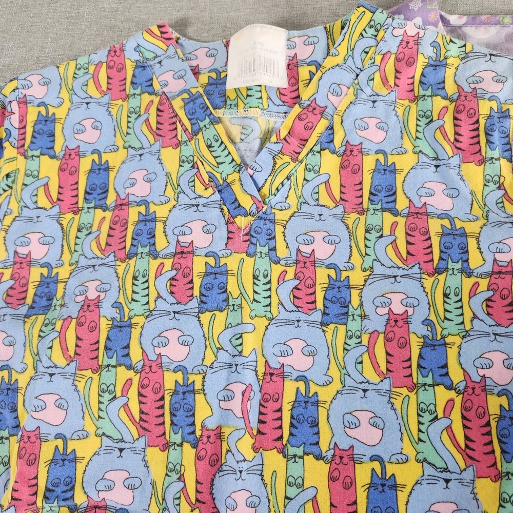 Lot 4 Women Scrub Tops Landau Peaches UA Scrubs Animal Print XS S Dog Cat Bunny - Picture 4 of 13